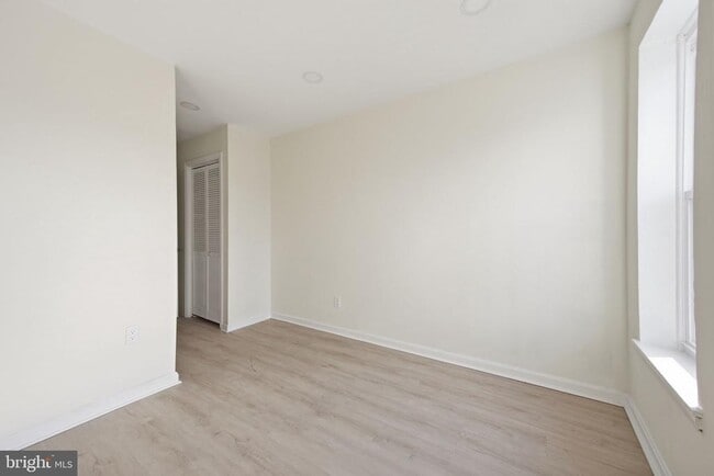 Building Photo - 2636 Lauretta Ave