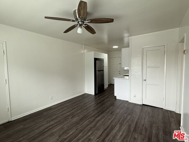 Building Photo - 3117 W 36th St