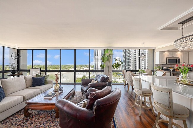Building Photo - 3301 Bayshore Blvd