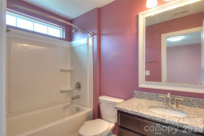 Building Photo - 3013 Hamilton Mill Dr