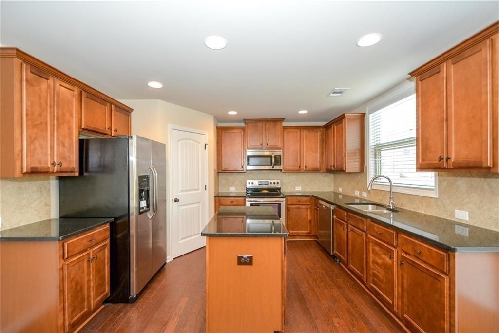 Building Photo - 4106 Water Mill Dr