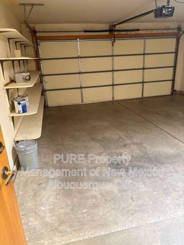 Building Photo - 8220 W Raintree Dr NE