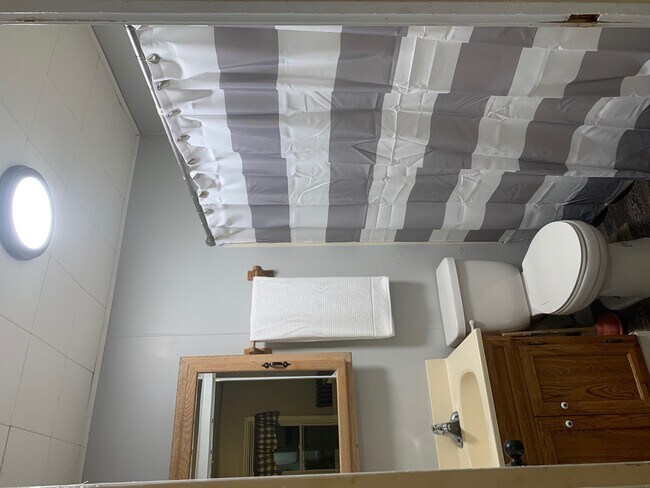 Building Photo - 29 Church St