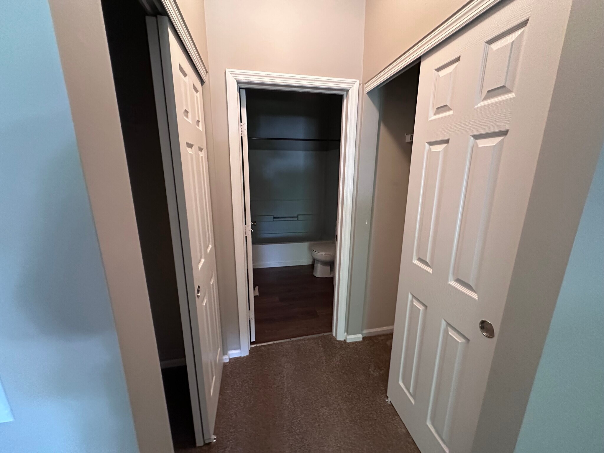 Building Photo - 6015 Craughwell Ln