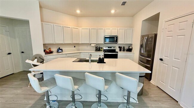 Building Photo - 1252 Denali Dr