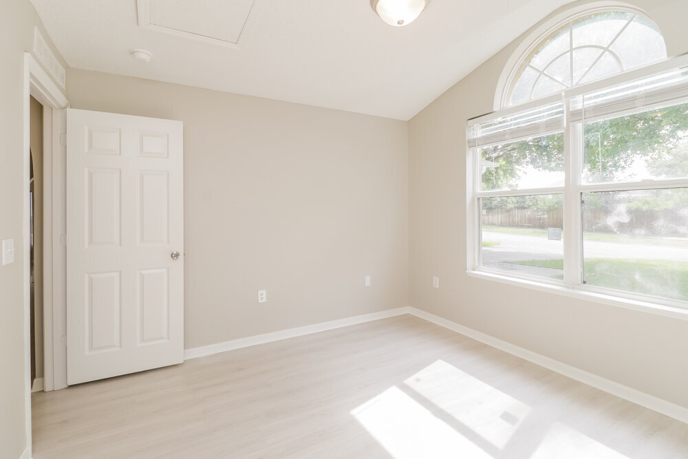 Building Photo - 926 Vanderbilt Dr