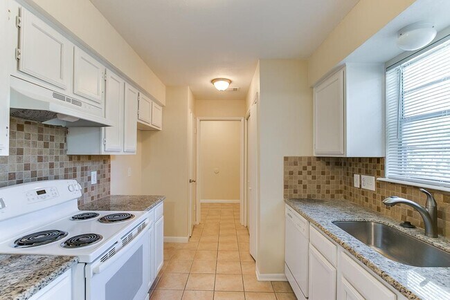 Building Photo - 9036 Kerrwood Ln