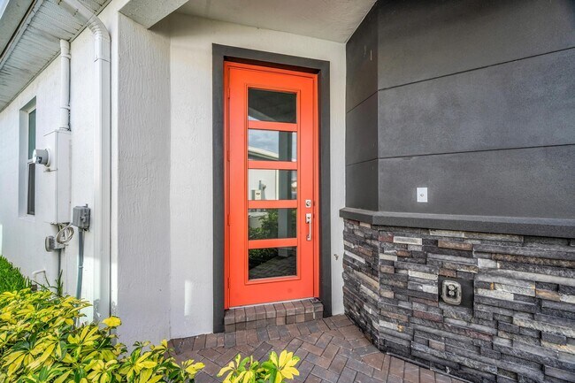 Building Photo - 9060 Remy Ln