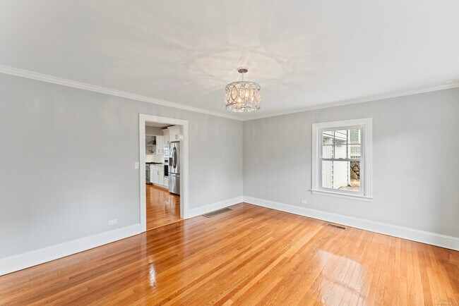 Building Photo - 80 3rd St