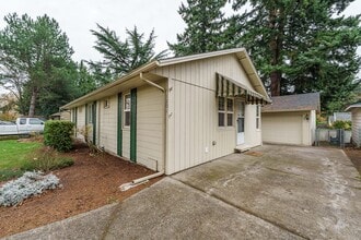 Building Photo - Krug 1201-1203