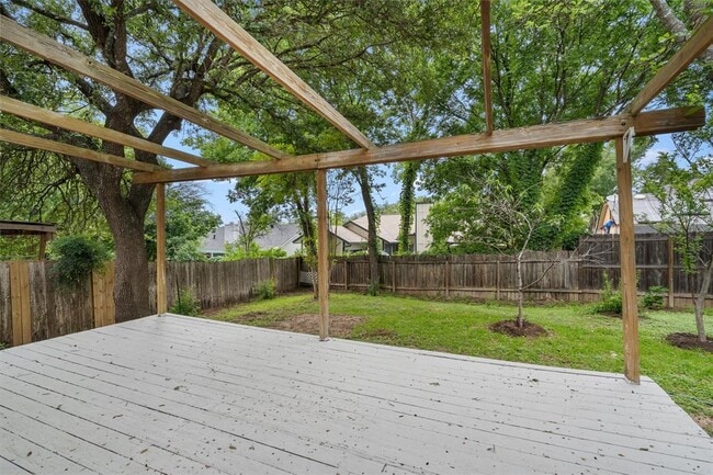 Building Photo - 1708 Woodwind Ln
