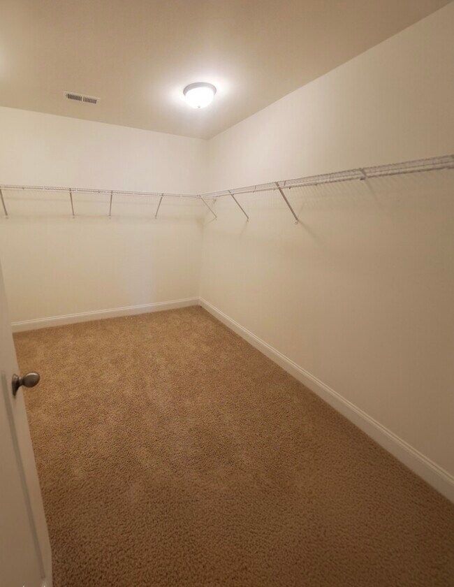 Building Photo - 3108 Buckley Dr