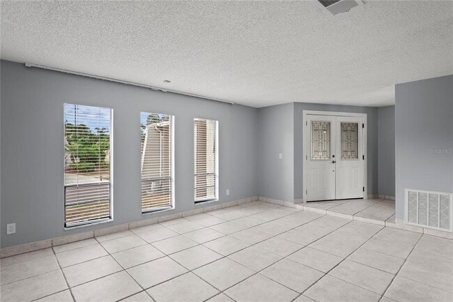 Building Photo - 2502 Indigo Dr