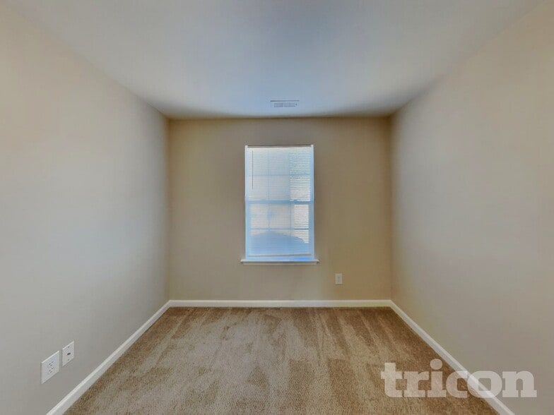 Building Photo - 5820 Bryanstone Pl