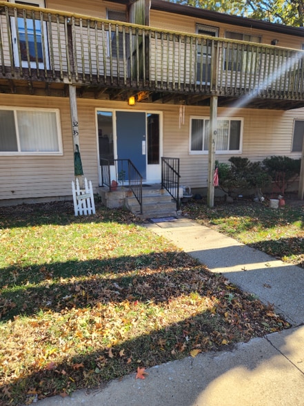 Primary Photo - 14001 East 35th St S