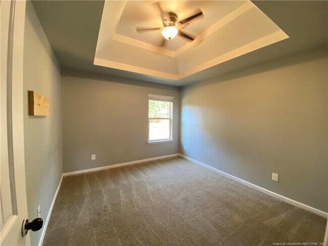 Building Photo - 199 Skycroft Dr