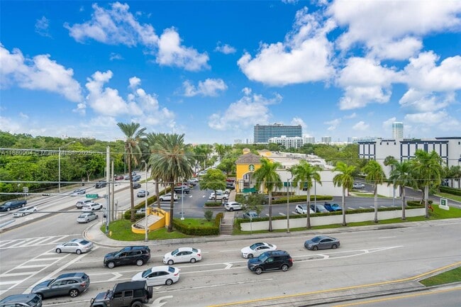 Building Photo - 13499 Biscayne Blvd