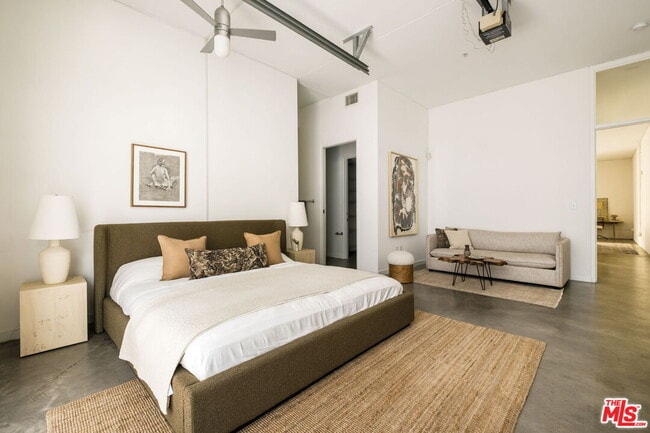 Building Photo - 1534 17th St