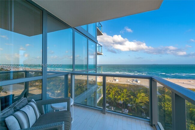 Building Photo - 2201 Collins Ave