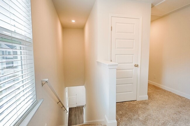 Building Photo - 570 Gov Treutlen Cir