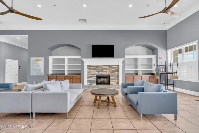 Building Photo - 4931 Key Lime Dr