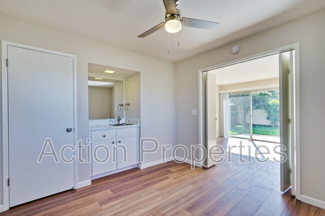 Building Photo - 1664 Merriton Ct