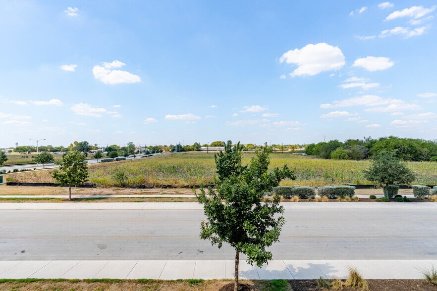 Building Photo - 11600 Spirit Dr