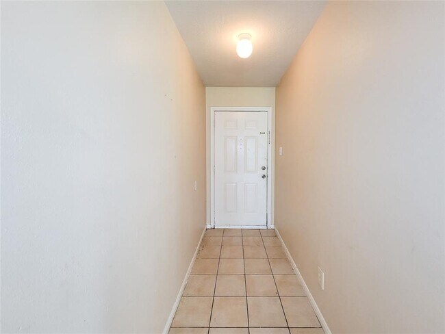Building Photo - 22918 Pine Mist Ln