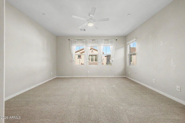 Building Photo - 3 Bedroom 3 Bathroom Recker Pointe Home