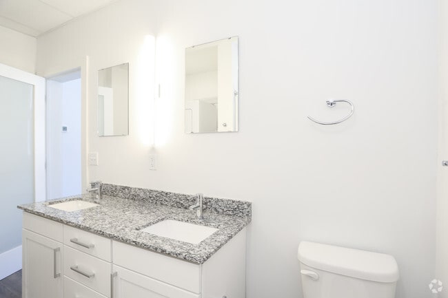 Interior Photo - Broadway Lofts