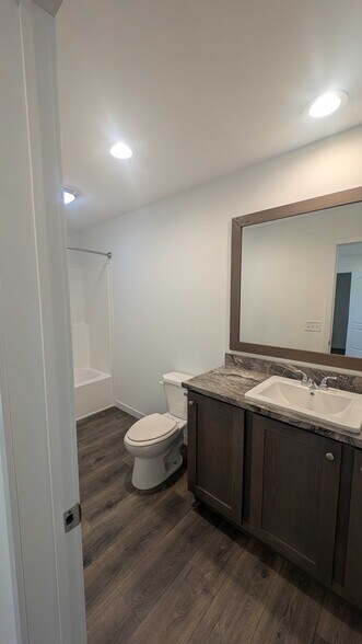 Building Photo - 9383 Evergreen Dr