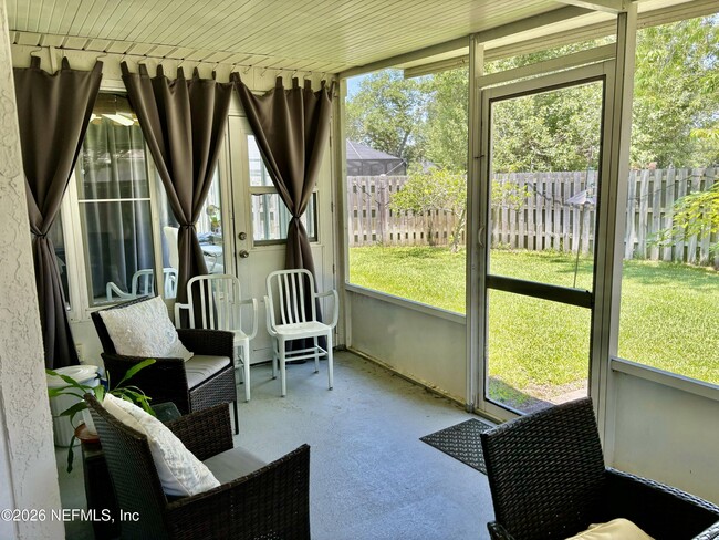 Building Photo - 157 Seaside Cir