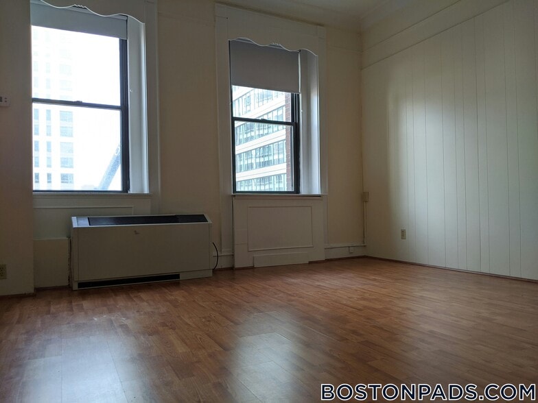 Building Photo - 62 Boylston St