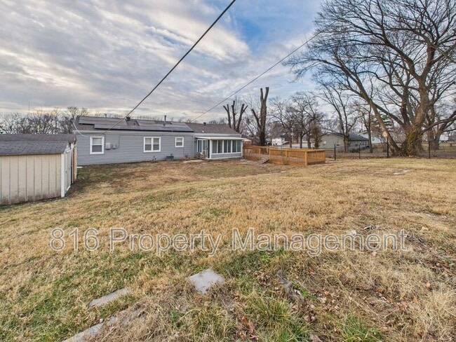 Building Photo - 5725 Blue Ridge Blvd