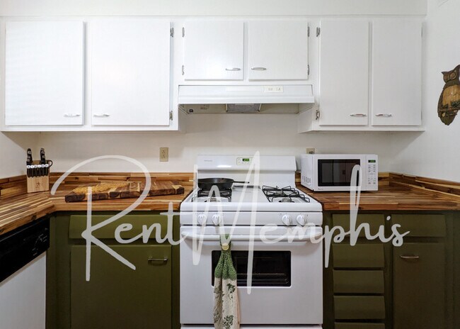 Building Photo - 1609 Forest Ave