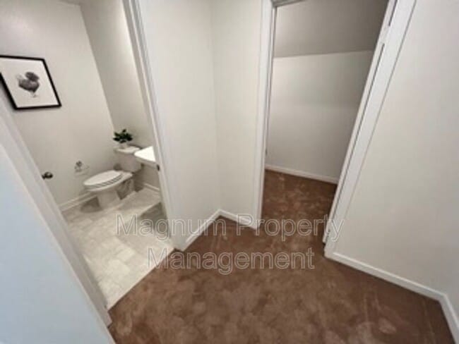 Building Photo - 30960 Falling Star Pl