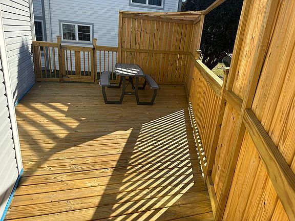 Building Photo - 920 Sweetflower Dr