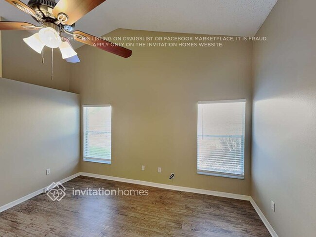 Building Photo - 12540 Pica St