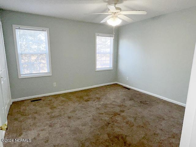 Building Photo - 2385 Vineyard Dr
