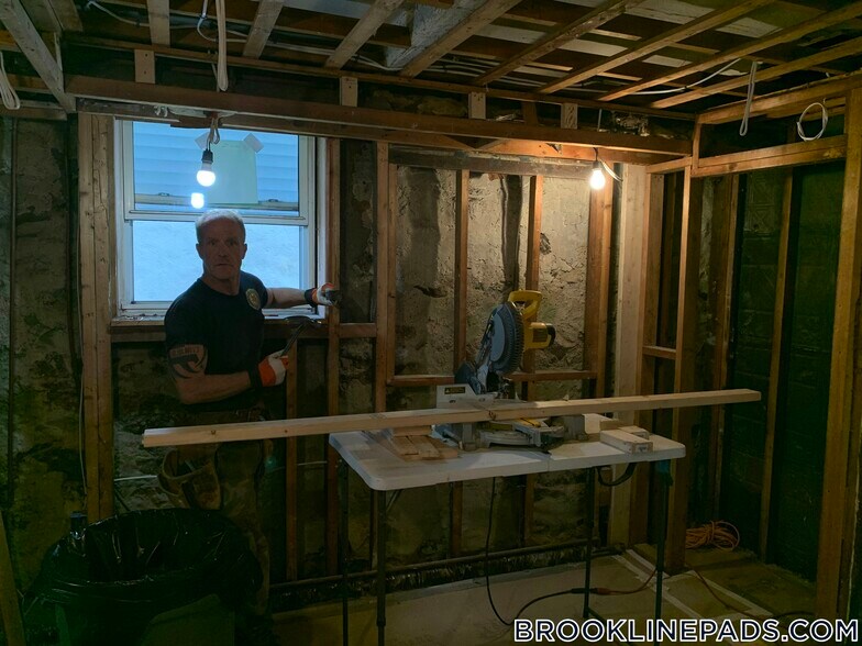 Building Photo - 49 Boylston St