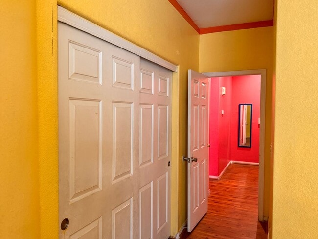 Building Photo - One Story Home For Rent