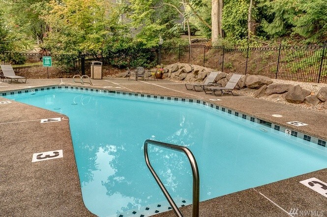 Building Photo - 16101 Bothell Everett Hwy