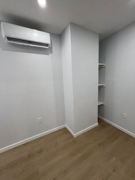 Building Photo - 3258 86th St