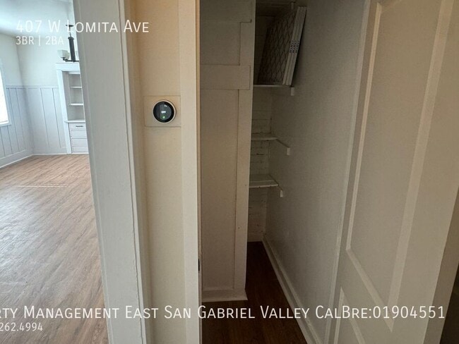 Building Photo - 407 W Lomita Ave