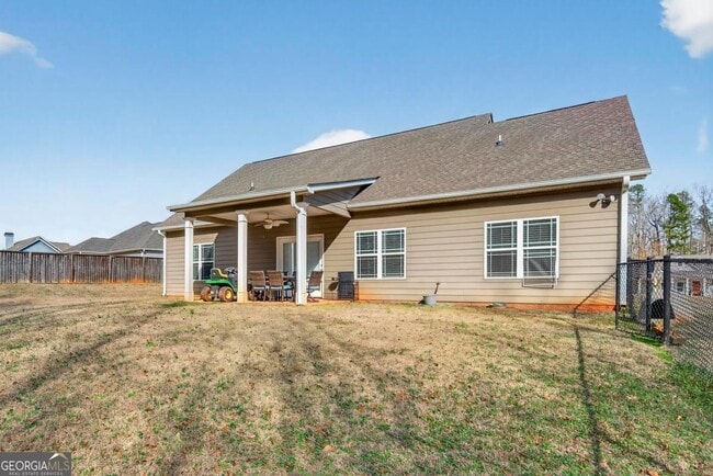 Building Photo - 180 Hunters Chase Ct