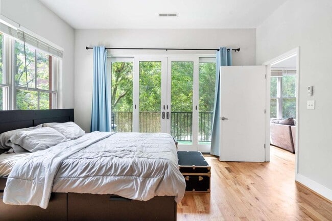 Building Photo - 384 Ralph McGill Blvd NE