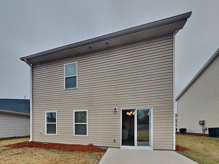 Building Photo - 110 Boat Clb Ln