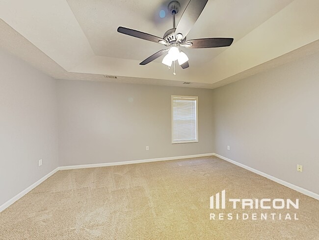 Building Photo - 6692 Villa Ct