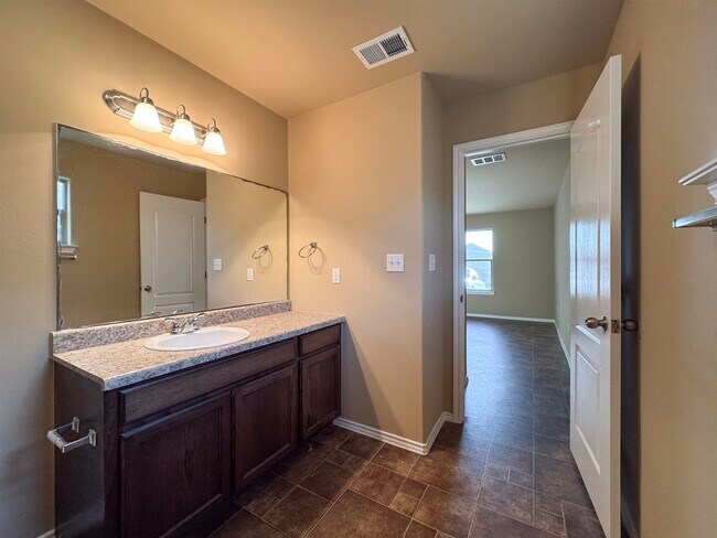 Building Photo - 1525 Cozumel Dr