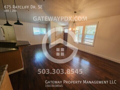Building Photo - 675 Ratcliff Dr SE